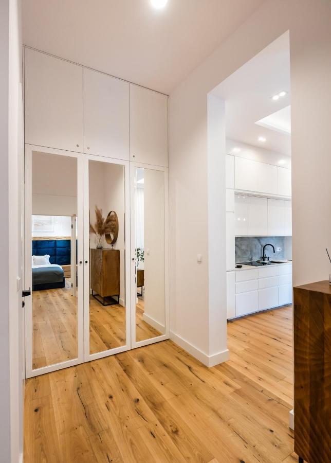 Zlota Sophisticated Apartment Varsovia Exterior foto
